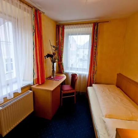 Gasthof Weisses Dach 3*